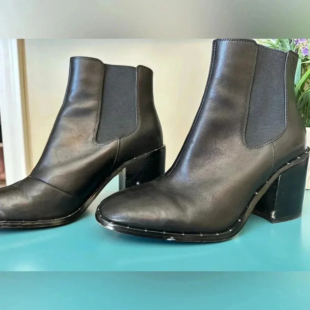 Renvy Debby Black Leather Stud Detail Block Heel Chelsea Boot - Picture 9 of 10